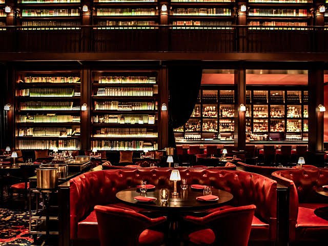 Luxury Restaurants in Las Vegas That Attract Celebrities and Influencers Luxury Restaurants in Las Vegas That Attract Celebrities and Influencers