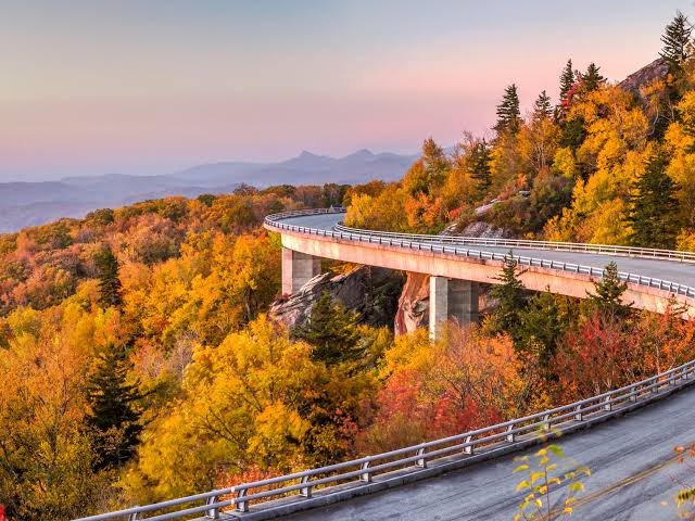 The Rise of Luxury Road Travel in Modern America Road trip